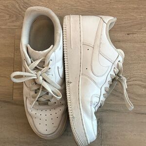 Gently used nike AF1